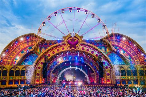 Tomorrowland kiest voor live en online editie - Event Inspiration