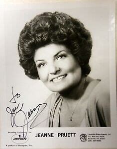 JEANNE PRUETT Autographed 8 x 10 promo PHOTO 70's COUNTRY Singer GRAND ...