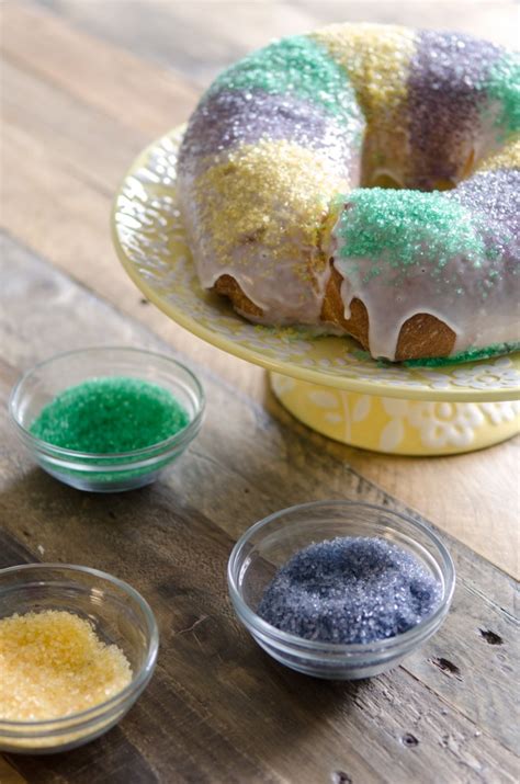 Fat Tuesday King Cake - Bob's Red Mill