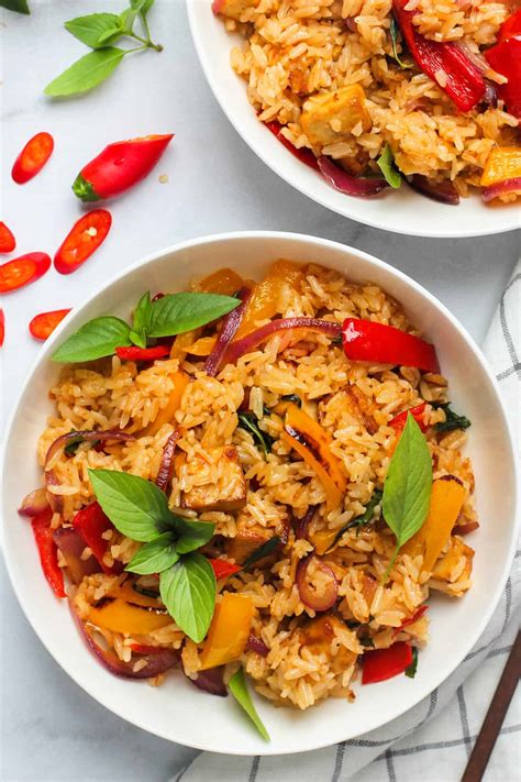 Thai Basil Fried Rice Vegan Recipe - Ministry of Curry