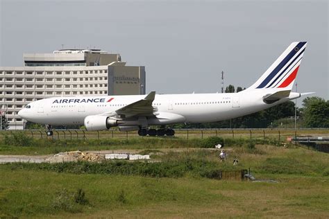 Air France Fleet Airbus A330-200 Details and Pictures