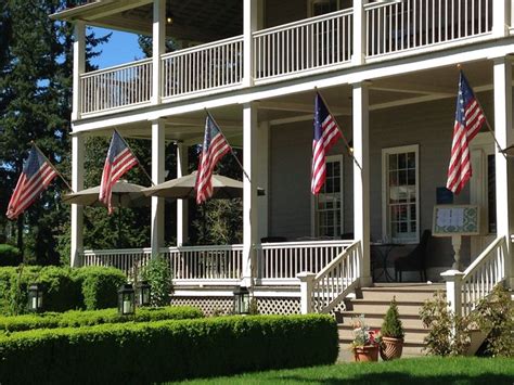 Restaurant on Officers Row, Fort Vancouver, Washington State ...