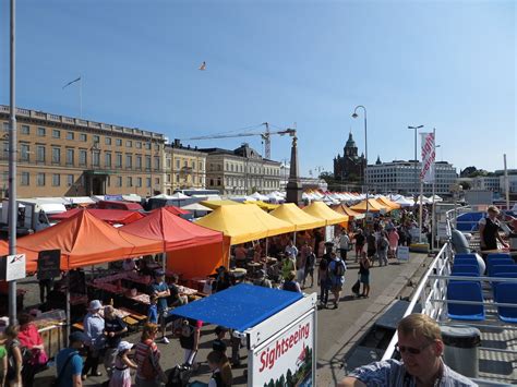 Helsinki Market Square | Several sightseeing cruises departs… | Flickr