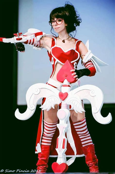 Heartseeker Vayne Cosplay by xNemsis on DeviantArt