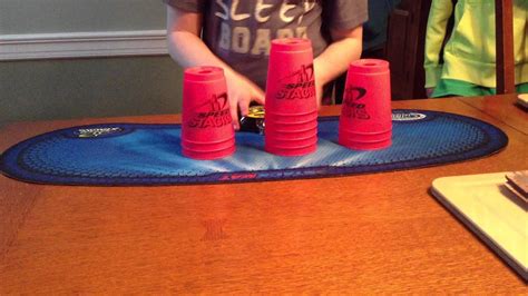 Cup stacking pattern - YouTube