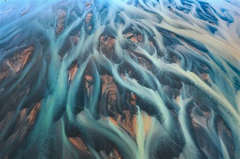 17 Aerial Photos of Iceland's Glacial Rivers You Won't Be...