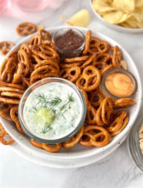 10 Irresistible Pretzel Dip Recipes