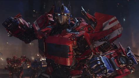 How Optimus Prime's Original Voice Actor Convinced Michael Bay To Cast ...