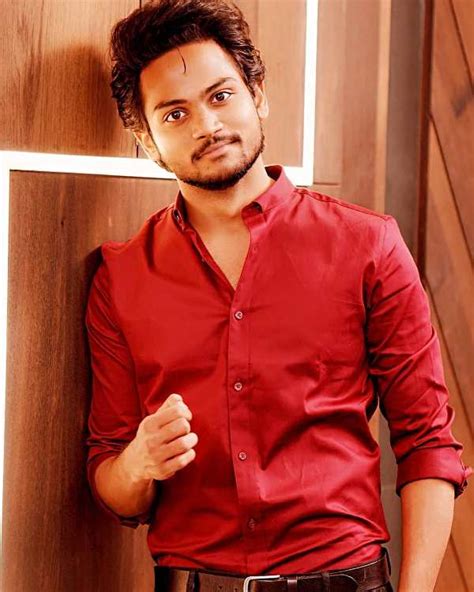 Shanmukh Jaswanth (YouTuber) Age, Girlfriend, Wife, Family, Biography & More » StarsUnfolded