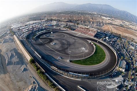 Irwindale Speedway has 59th Annual Horseless Carriage Excursion Sunday