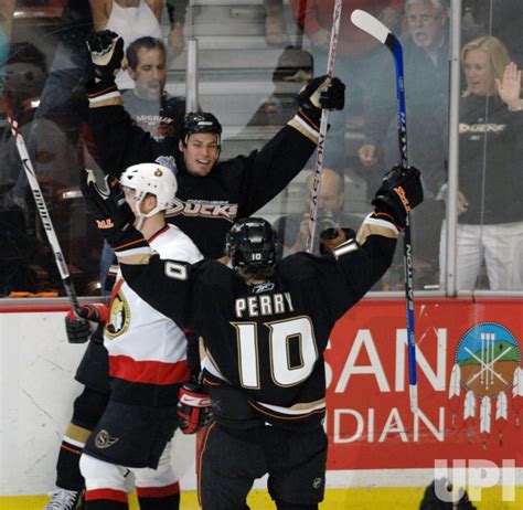 Photo: 2007 STANLEY CUP FINALS ANAHEIM DUCKS VS OTTAWA SENATORS GAME 1 - LAP2007052827 - UPI.com