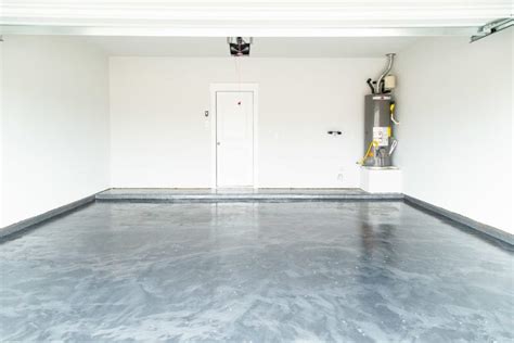 Our DIY Rust-Oleum RockSolid Garage Floor – Love & Renovations