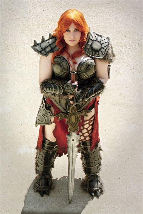 Fantastic Diablo 3 Female Barbarian Cosplay [pic] | Fanboy Fashion