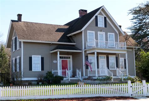 File:Straight House - Oregon City Oregon.jpg - Wikimedia Commons