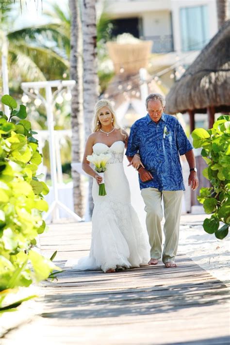 A Barefoot Beach Wedding and Trash the Dress in Cancun | Destination Wedding Details