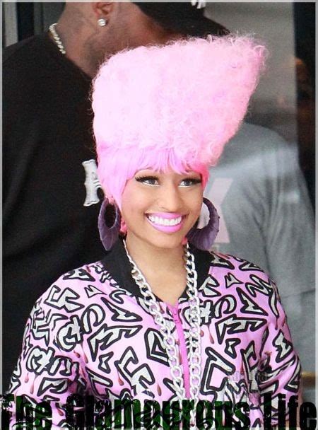 Nicki Minaj Debuts PINK High Top Hair in London - Galery Tattoo