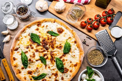 Quattro Formaggi Pizza Free Stock Photo | picjumbo