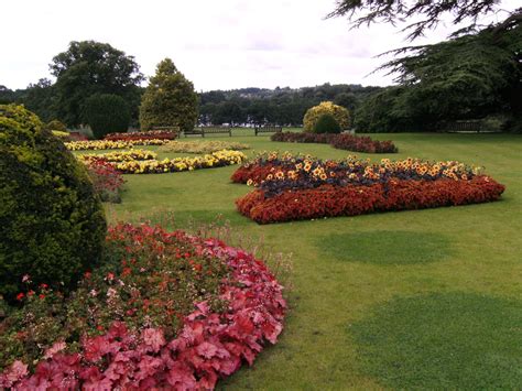 Deer Park & Gardens - Wollaton Hall