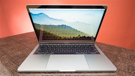 Apple MacBook Pro 13-Inch (2017)