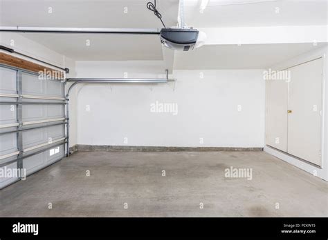 Suburban house garage interior hi-res stock photography and images - Alamy