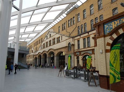 Manchester Victoria station | Victoria station, Manchester, Victoria