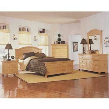 Broyhill Fontana Pine Bedroom Set | online information