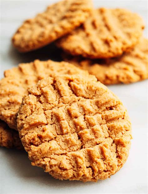 Almond Flour Peanut Butter Cookies (gluten free) - Pinch and Swirl