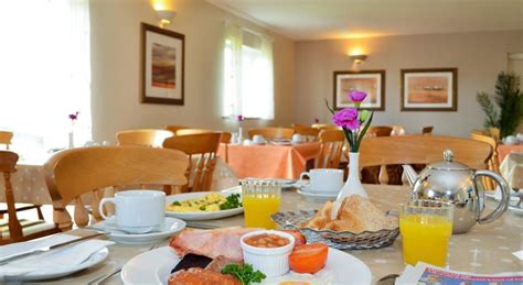 Dingle Harbour Lodge Bed and Breakfast - 30 room B&B