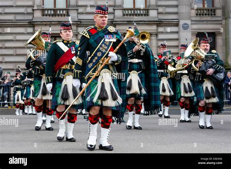 Scottish regiments kilt hi-res stock photography and images - Alamy