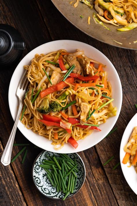 Chicken Yakisoba - The Wanderlust Kitchen