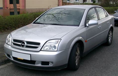 File:Opel Vectra C front 20080331.jpg - Wikimedia Commons