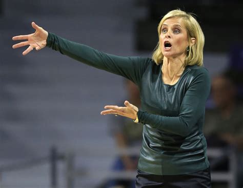 Baylor's Kim Mulkey apologizes for remarks about assault scandal ...