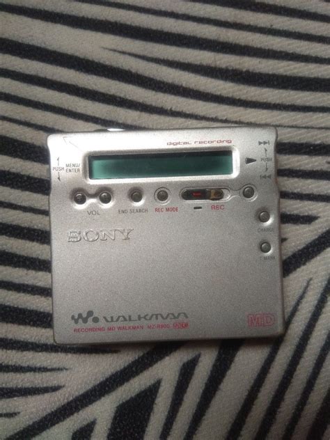 Sony Walkman, Hobbies & Toys, Music & Media, Musical Instruments on ...