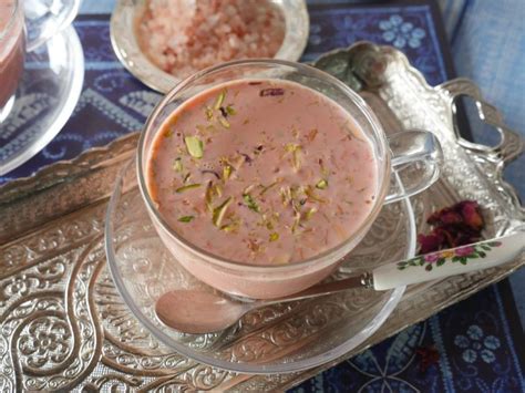 Kashmiri Chai (Pink Tea) – Food Fusion