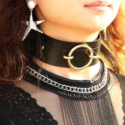 Golden O-Ring Collar Choker Necklace Dark Gothic Arcane Trail