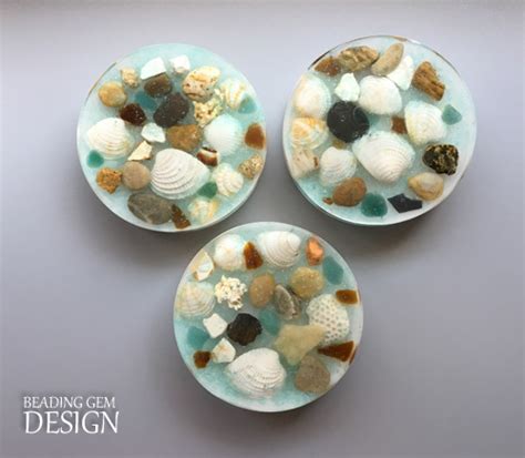 Easy Sea Shell and Sea Glass Resin Coaster Tutorial / The Beading Gem