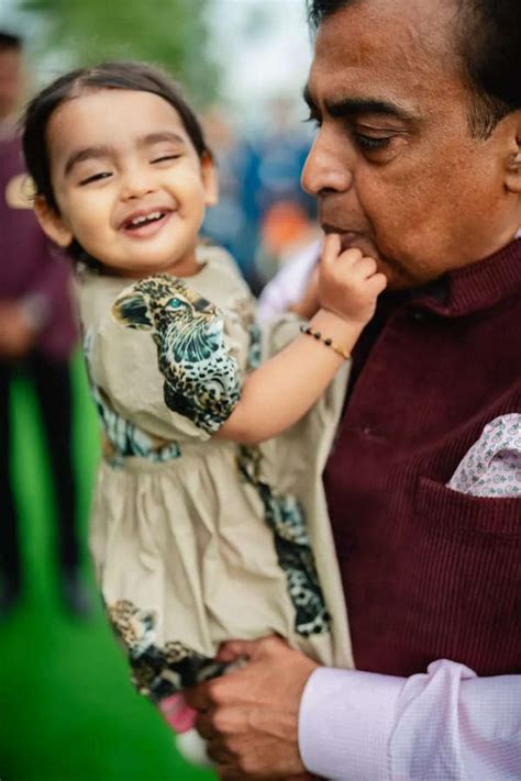 Mukesh Ambani shares cute moment with Isha Ambani's daughter Aadiya ...