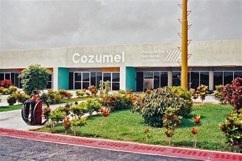 Cozumel Airport Arrivals - Cozumel 4 You