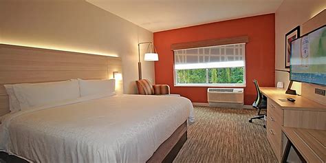 Ocala Hotel near Silver Springs | Holiday Inn Express & Suites Ocala