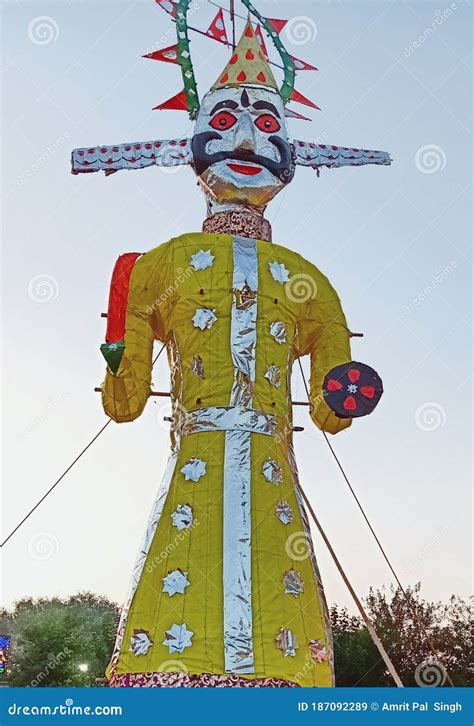 Huge Effigy of Ravana in India Editorial Stock Image - Image of dashmi ...