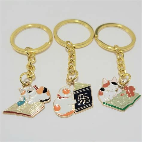 Cat Keychain - Etsy