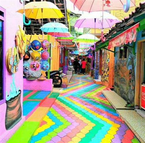 Kampung Warna Warni Jodipan, a Colorful Village in Malang - Indoindians.com