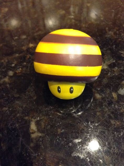 Super Mario Galaxy 2 Mini Figure Bee Mushroom | eBay