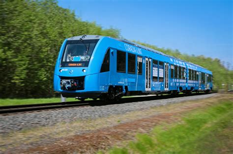 El tren de hidrógeno de Alstom comienza a prestar servicio comercial ...