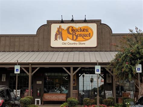 Cracker Barrel Old Country Store - Restaurant | 431 N Hwy 71 N, Alma, AR 72921, USA