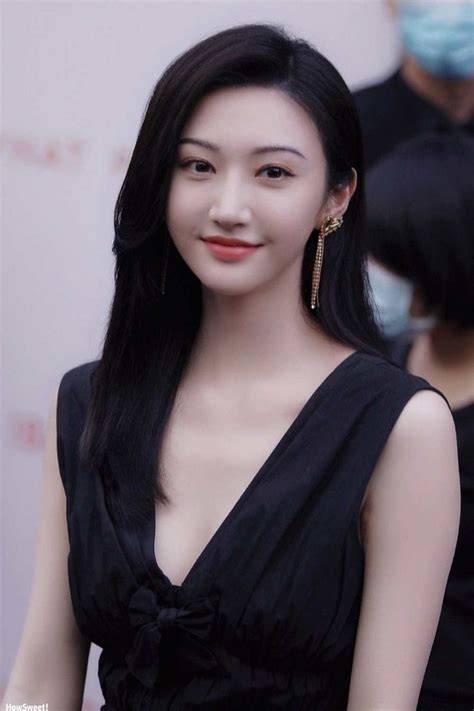 Top 10 Most Beautiful Chinese Actresses 2022 – NBKomputer