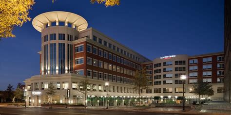 The Courtyard Marriott- Downtown Greenville | Unique buildings ...