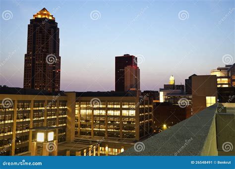 Des Moines before sunrise stock image. Image of blue - 26548491