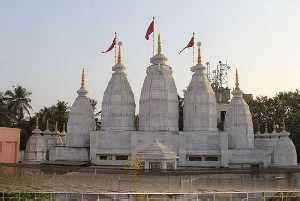 ISKCON Temple (Juhu) Mumbai | Timings, Address