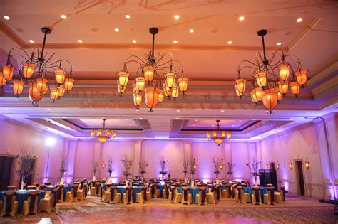 Stunning Reception with Diamond Shaped Dance Floor | Hyatt Regency ...